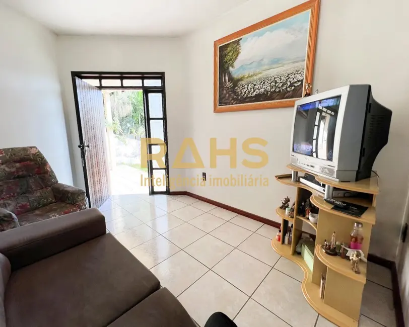 Foto 5 de Casa com 3 quartos à venda, 221m2 em Costa e Silva, Joinville - SC