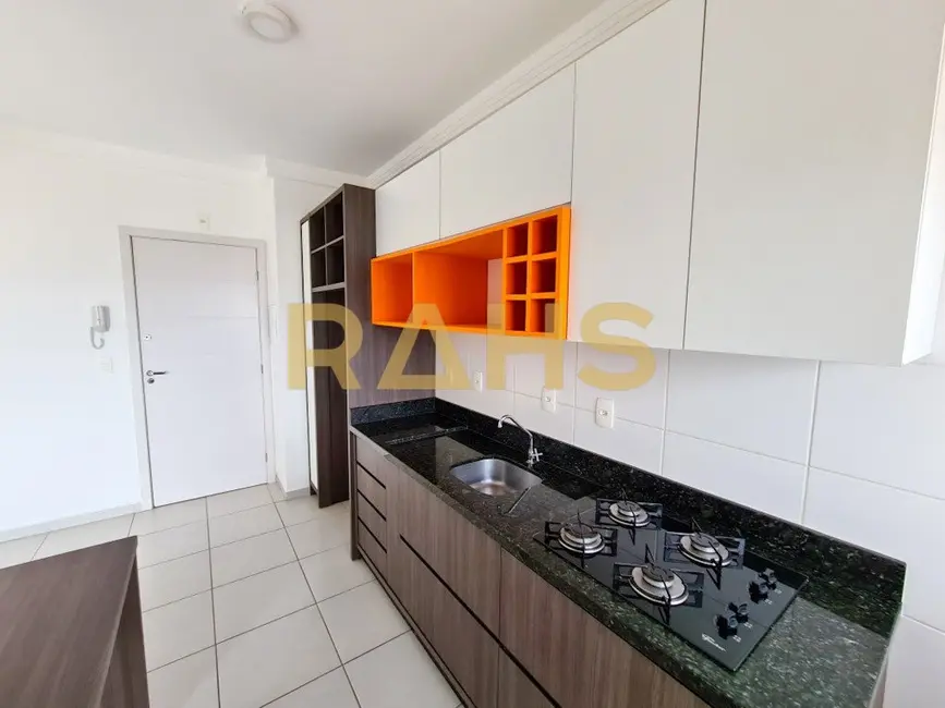 Foto 1 de Apartamento com 2 quartos à venda, 52m2 em Bucarein, Joinville - SC