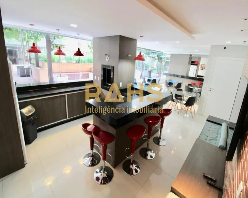 Foto 9 de Apartamento com 2 quartos à venda, 52m2 em Bucarein, Joinville - SC