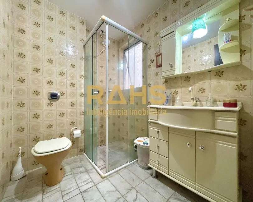 Foto 7 de Apartamento com 2 quartos à venda, 71m2 em Bucarein, Joinville - SC