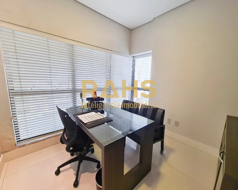 Foto 2 de Apartamento com 3 quartos à venda, 307m2 em Atiradores, Joinville - SC