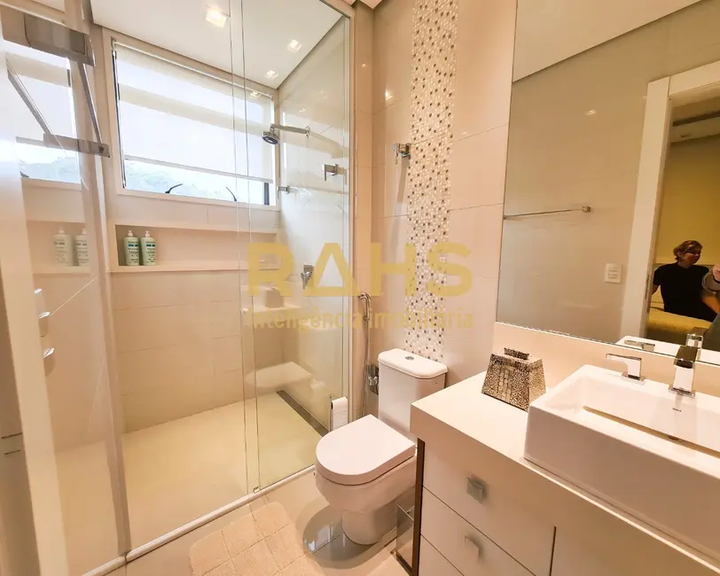 Foto 8 de Apartamento com 3 quartos à venda, 307m2 em Atiradores, Joinville - SC