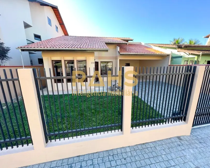 Foto 9 de Casa com 3 quartos à venda, 160m2 em Costa e Silva, Joinville - SC