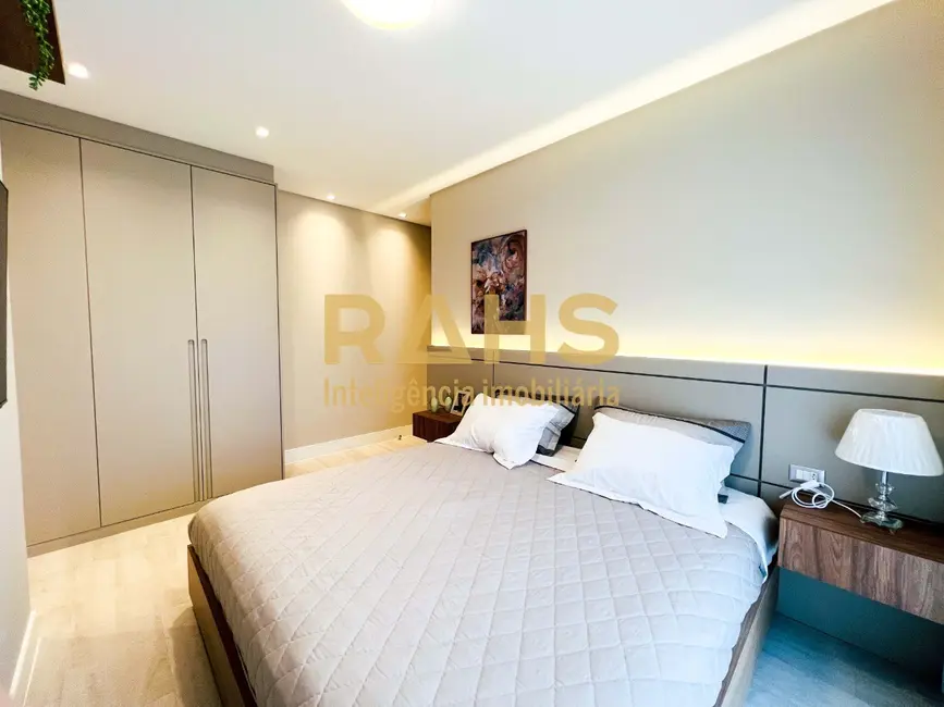 Apartamento com 3 quartos à venda, 123m2 em Atiradores, Joinville - SC - imagem 4 Foto 4 de Apartamento com 3 quartos à venda, 123m2 em Atiradores, Joinville - SC