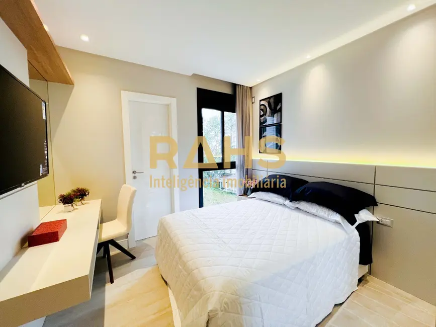 Apartamento com 3 quartos à venda, 123m2 em Atiradores, Joinville - SC - imagem 7 Foto 7 de Apartamento com 3 quartos à venda, 123m2 em Atiradores, Joinville - SC