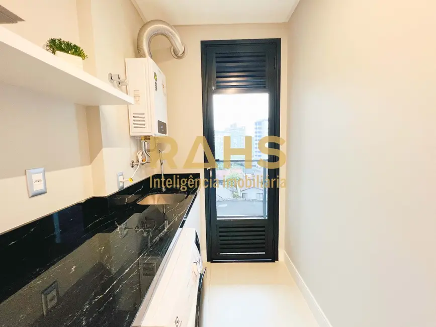 Foto 3 de Apartamento com 2 quartos à venda, 81m2 em Atiradores, Joinville - SC