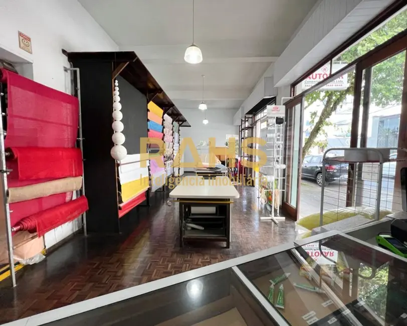 Foto 4 de Casa à venda, 1004m2 em Centro, Joinville - SC