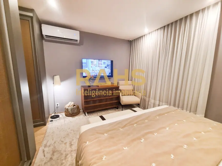 Foto 7 de Apartamento com 3 quartos à venda, 160m2 em América, Joinville - SC