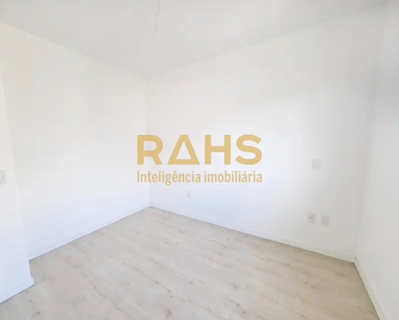 Foto 6 de Apartamento com 2 quartos à venda, 80m2 em Costa e Silva, Joinville - SC