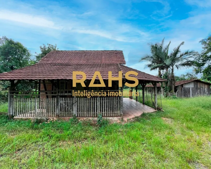 Foto 3 de Terreno / Lote à venda em Vila Nova, Joinville - SC