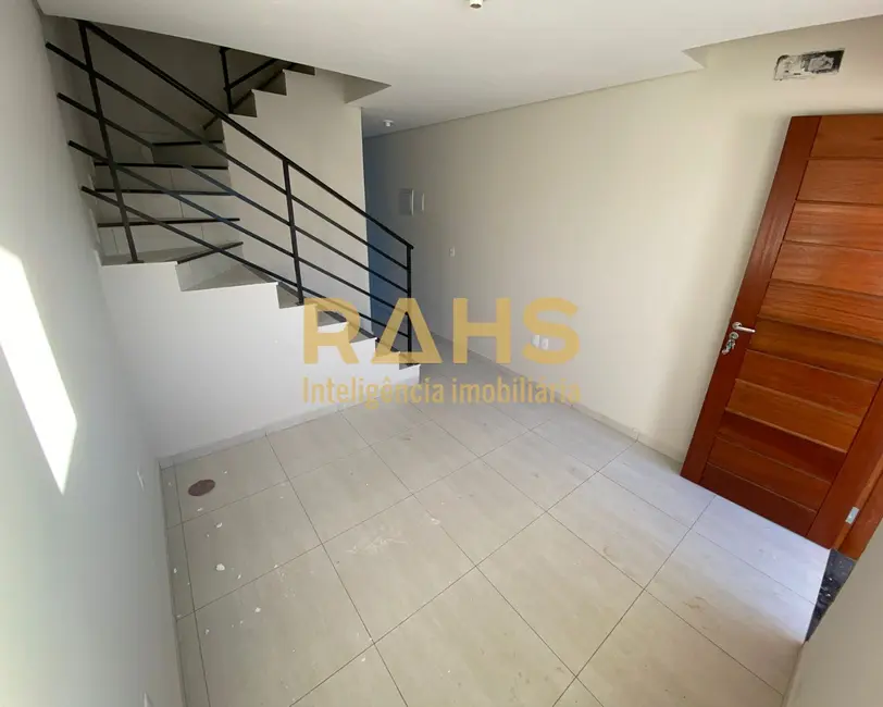 Foto 9 de Casa com 2 quartos à venda, 68m2 em Aventureiro, Joinville - SC