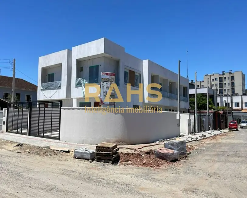 Foto 3 de Casa com 3 quartos à venda, 93m2 em Aventureiro, Joinville - SC