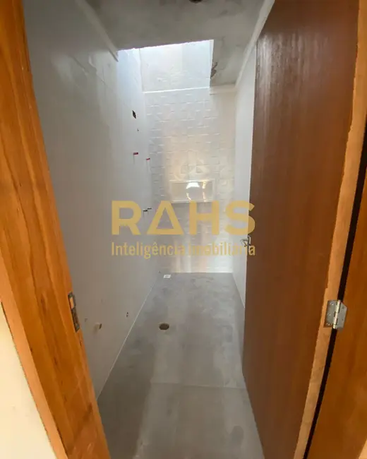 Foto 2 de Casa com 3 quartos à venda, 93m2 em Aventureiro, Joinville - SC