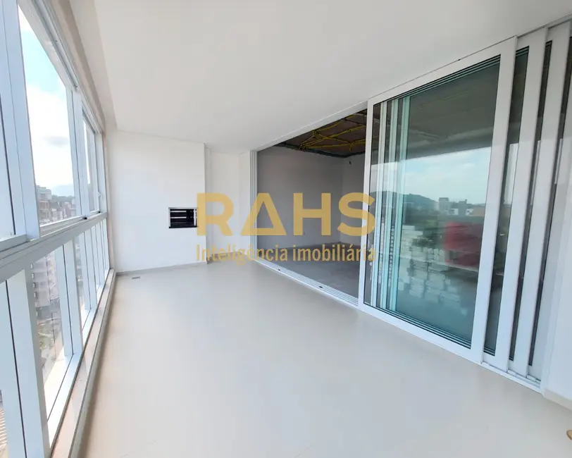 Foto 9 de Apartamento com 4 quartos à venda, 254m2 em Centro, Joinville - SC