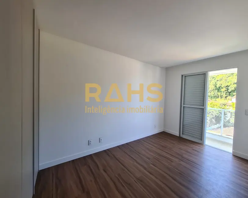 Apartamento com 3 quartos à venda, 121m2 em América, Joinville - SC - imagem 9 Foto 9 de Apartamento com 3 quartos à venda, 121m2 em América, Joinville - SC