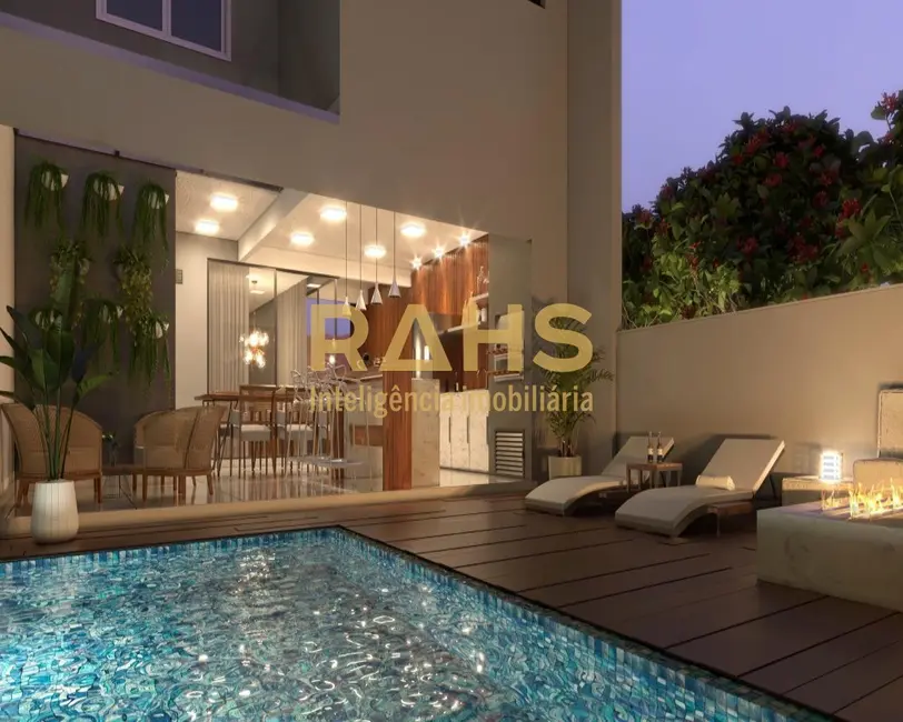 Foto 4 de Casa com 3 quartos à venda, 217m2 em Floresta, Joinville - SC