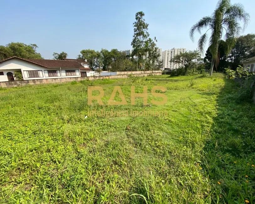 Foto 4 de Terreno / Lote à venda em Boa Vista, Joinville - SC