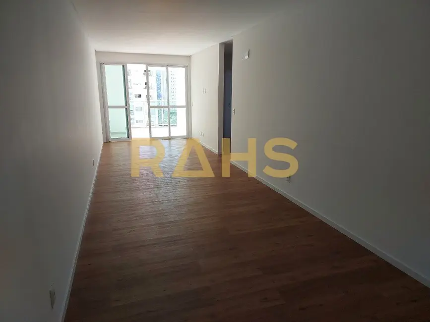 Foto 5 de Apartamento com 3 quartos à venda, 95m2 em Centro, Joinville - SC