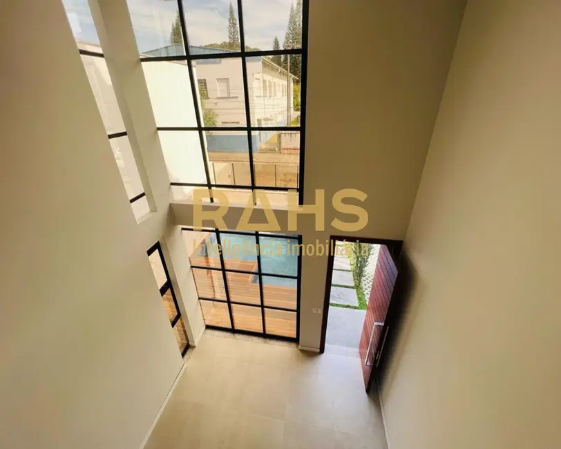 Casa com 3 quartos à venda, 150m2 em América, Joinville - SC - imagem 7 Foto 7 de Casa com 3 quartos à venda, 150m2 em América, Joinville - SC