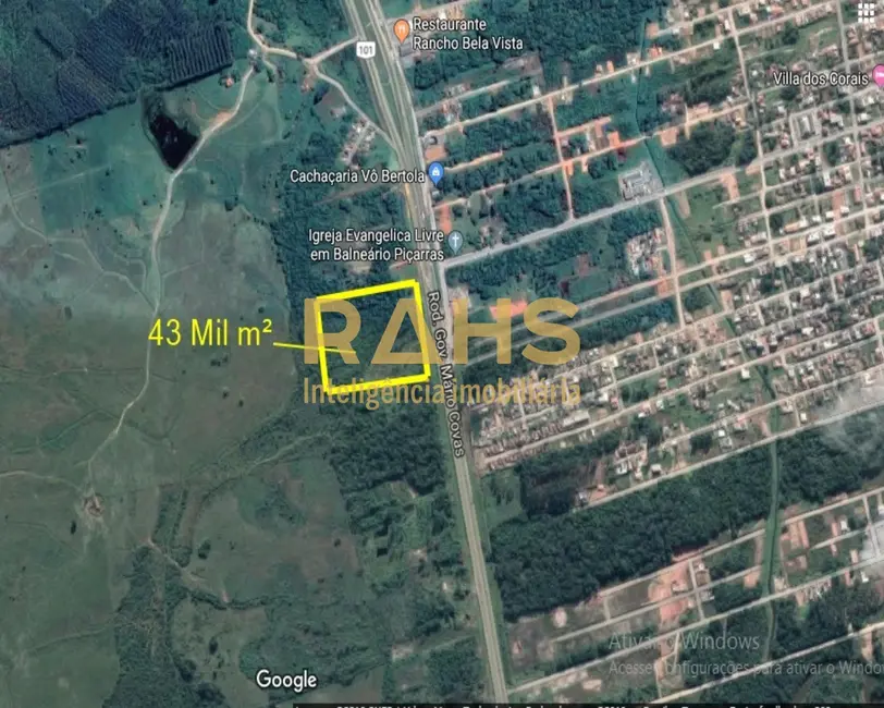 Foto 3 de Terreno / Lote à venda em Balneario Picarras - SC