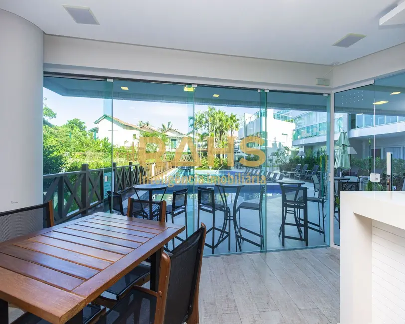 Foto 8 de Apartamento com 3 quartos à venda, 191m2 em Bombinhas - SC