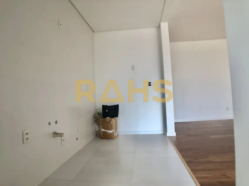 Foto 8 de Apartamento com 3 quartos à venda, 69m2 em Saguaçu, Joinville - SC