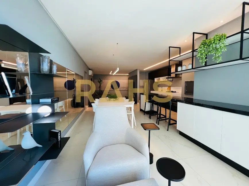 Foto 4 de Apartamento com 3 quartos à venda, 128m2 em Centro, Balneario Picarras - SC