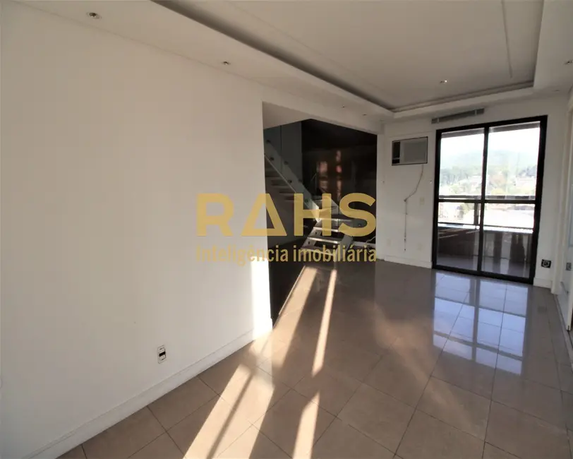 Cobertura com 4 quartos à venda, 374m2 em América, Joinville - SC - imagem 4 Foto 4 de Cobertura com 4 quartos à venda, 374m2 em América, Joinville - SC