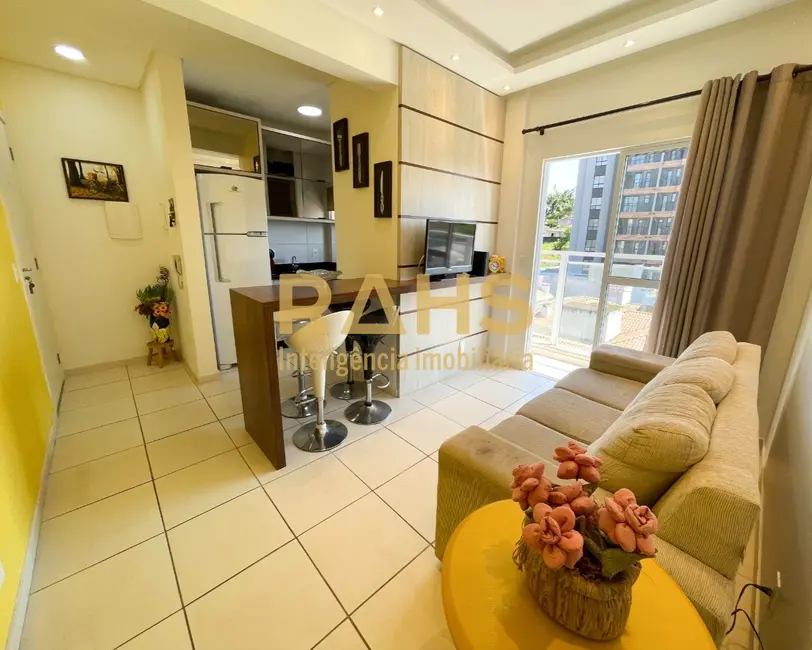 Foto 4 de Apartamento com 2 quartos à venda, 66m2 em Costa e Silva, Joinville - SC