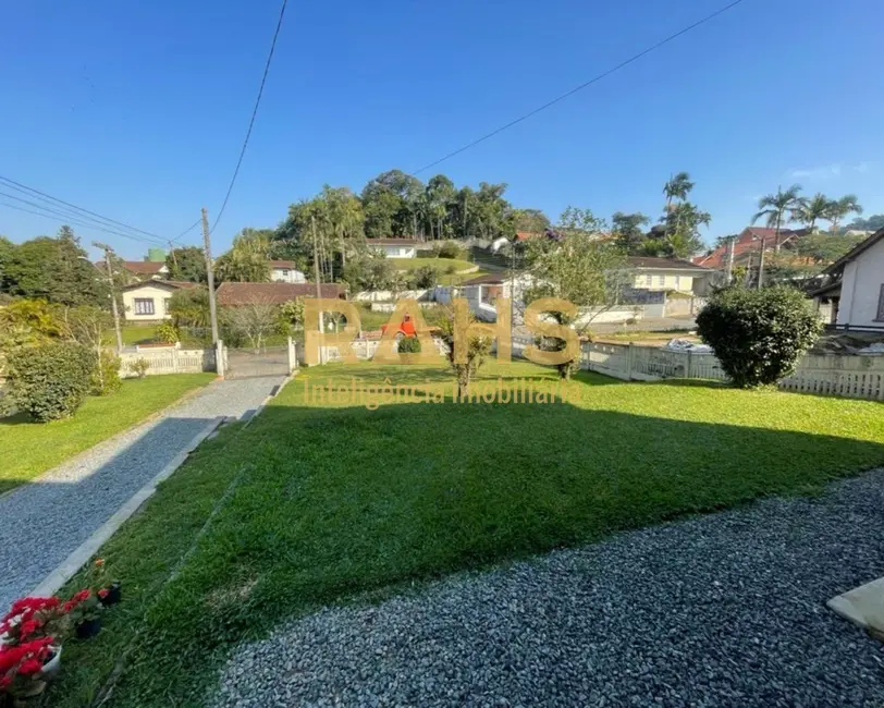 Foto 8 de Terreno / Lote à venda em América, Joinville - SC