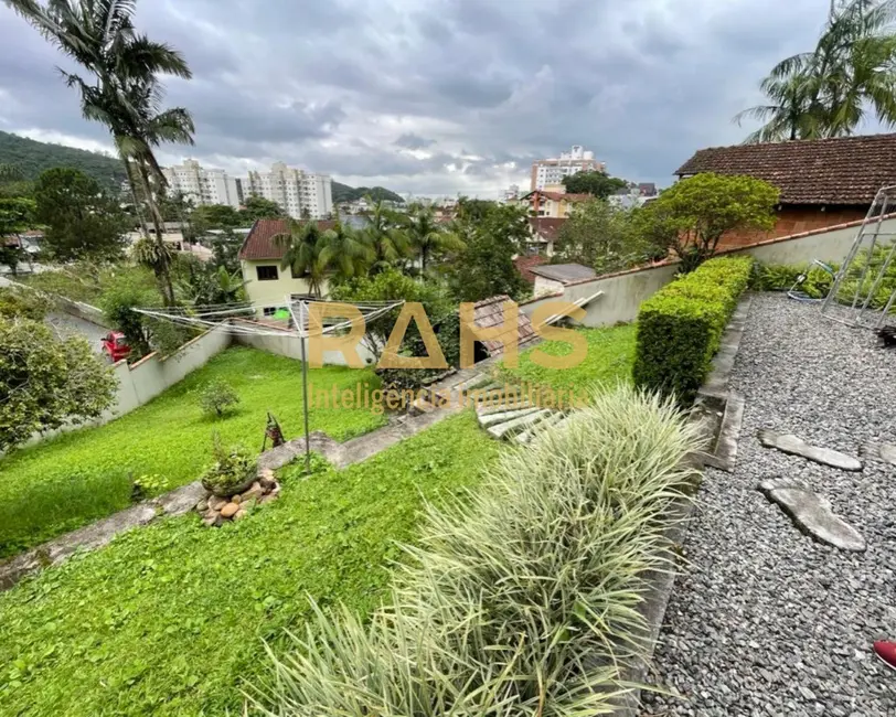 Foto 8 de Casa com 3 quartos à venda, 255m2 em Saguaçu, Joinville - SC