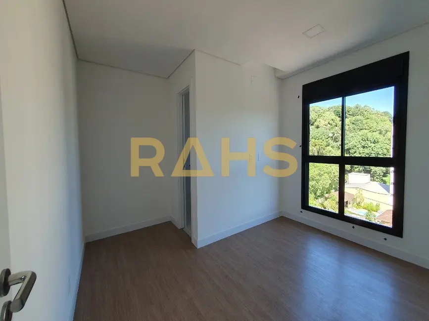 Foto 4 de Apartamento com 3 quartos à venda, 112m2 em Anita Garibaldi, Joinville - SC