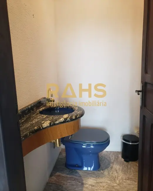 Foto 5 de Casa com 3 quartos à venda, 202m2 em Santo Antônio, Joinville - SC