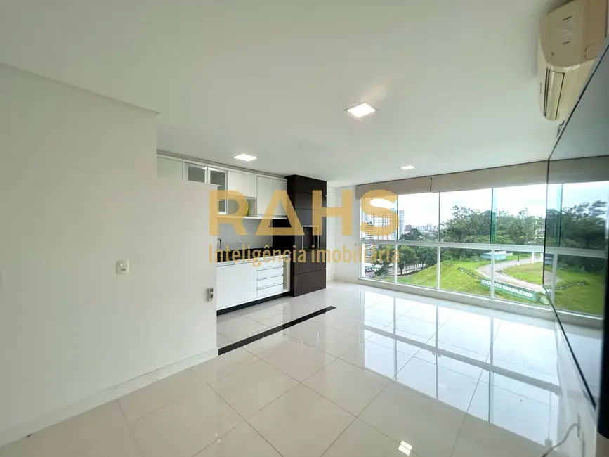 Foto 4 de Apartamento com 3 quartos à venda, 80m2 em Atiradores, Joinville - SC