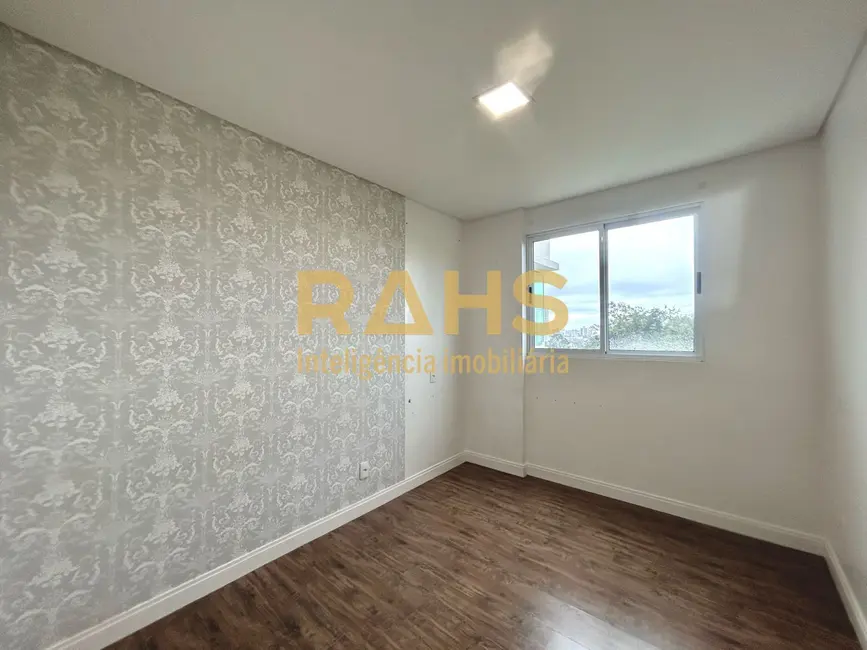Foto 8 de Apartamento com 3 quartos à venda, 80m2 em Atiradores, Joinville - SC