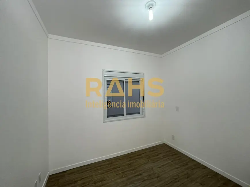 Foto 9 de Casa com 4 quartos à venda, 159m2 em Glória, Joinville - SC