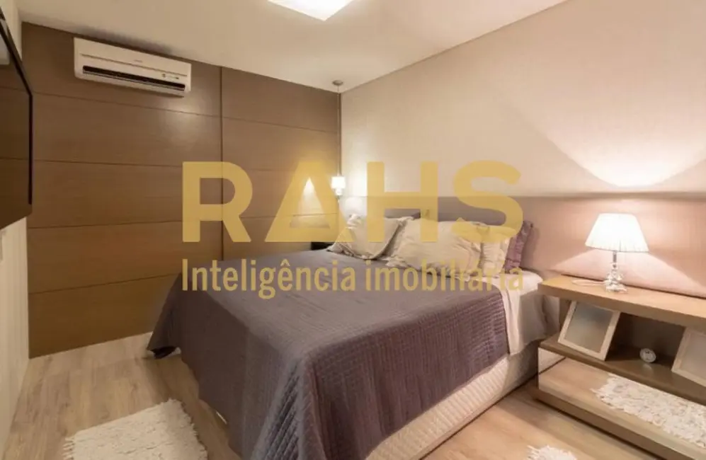 Foto 9 de Cobertura com 4 quartos à venda, 261m2 em Centro, Joinville - SC