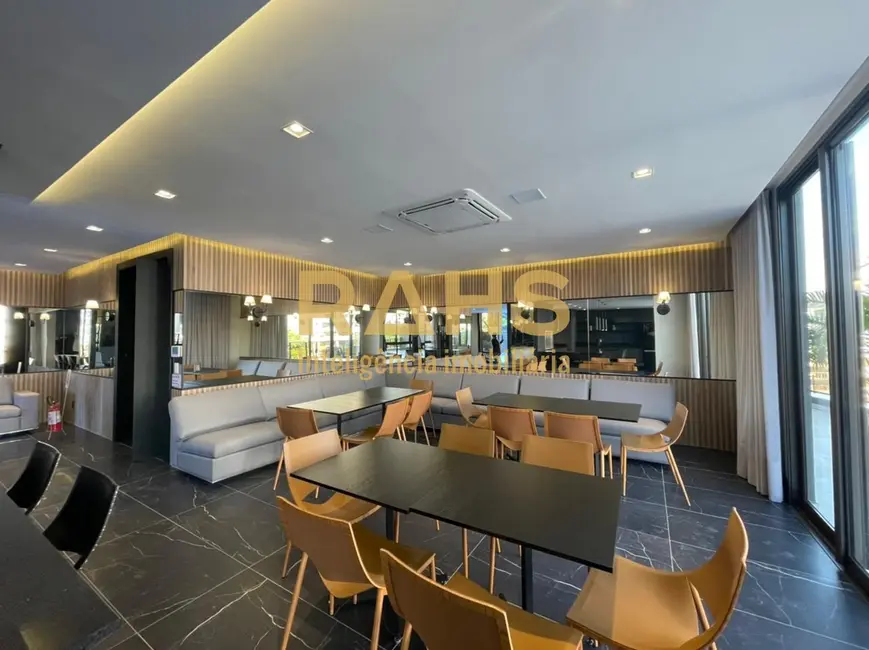 Apartamento com 3 quartos à venda, 278m2 em América, Joinville - SC - imagem 8 Foto 8 de Apartamento com 3 quartos à venda, 278m2 em América, Joinville - SC