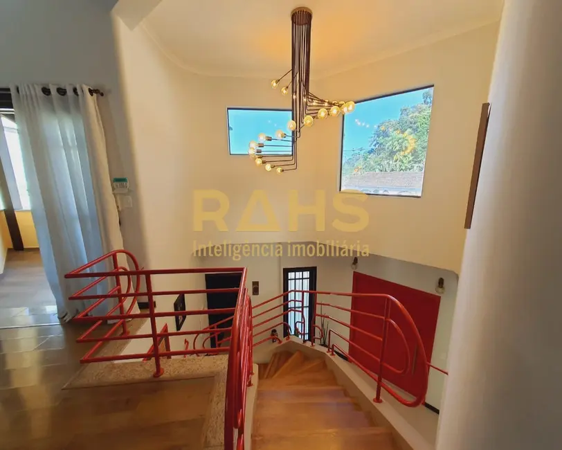 Foto 5 de Casa com 4 quartos à venda, 420m2 em Anita Garibaldi, Joinville - SC