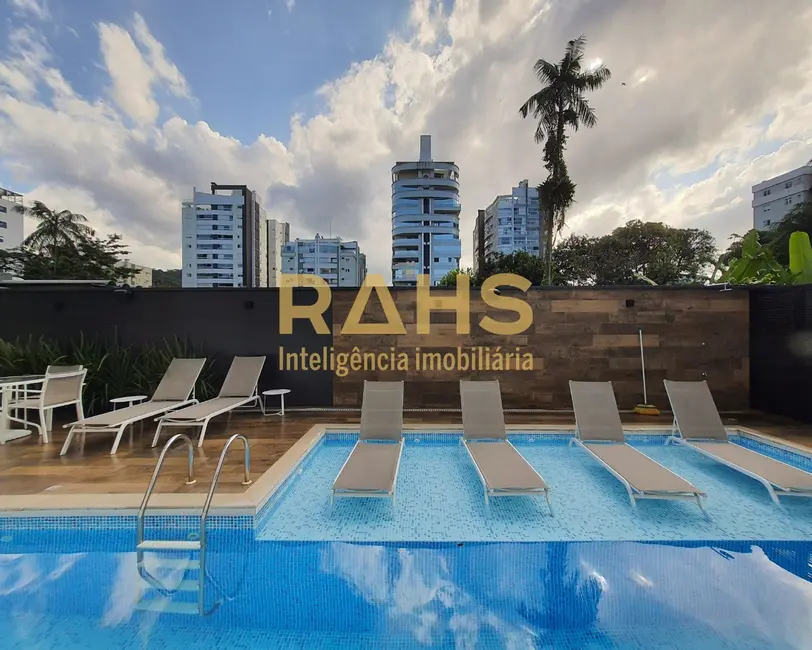 Foto 6 de Cobertura com 4 quartos à venda, 367m2 em Glória, Joinville - SC