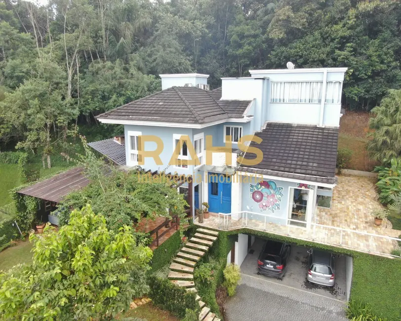 Foto 1 de Casa com 3 quartos à venda em São Marcos, Joinville - SC