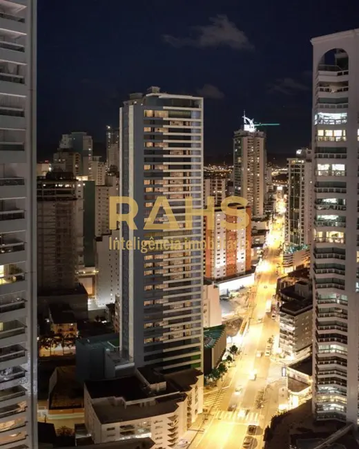 Apartamento com 4 quartos à venda, 177m2 em Centro, Balneario Camboriu - SC - imagem 7 Foto 7 de Apartamento com 4 quartos à venda, 177m2 em Centro, Balneario Camboriu - SC