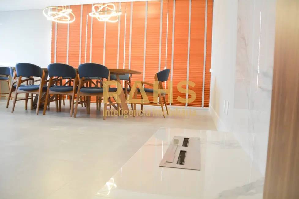 Foto 2 de Apartamento com 3 quartos à venda, 161m2 em América, Joinville - SC