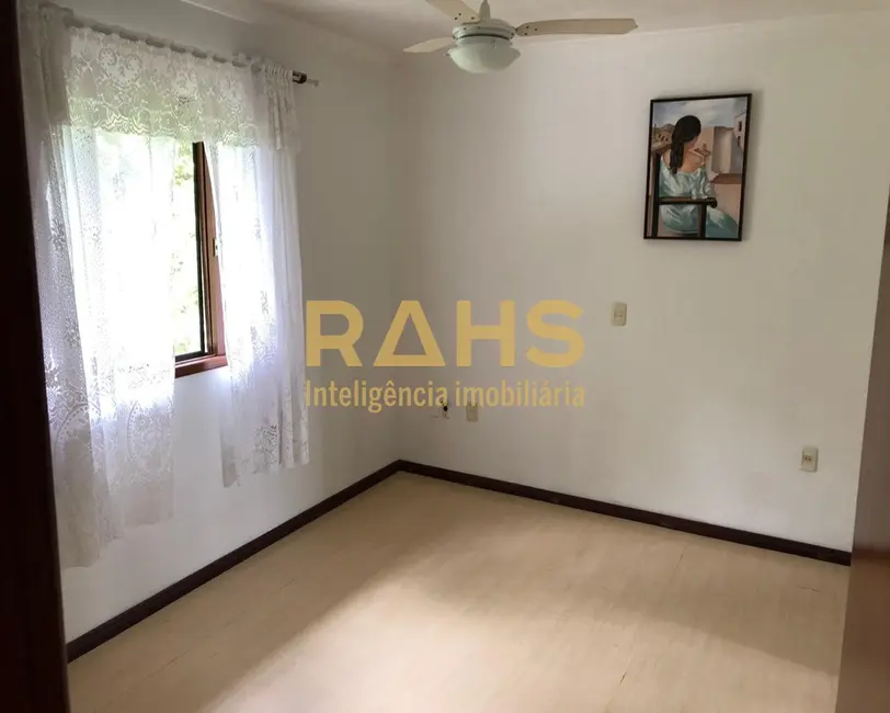 Foto 4 de Casa com 3 quartos à venda, 208m2 em Anita Garibaldi, Joinville - SC