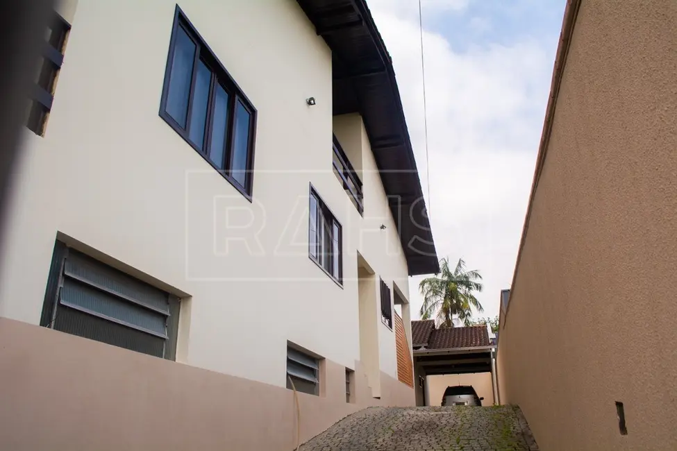 Foto 3 de Casa com 5 quartos à venda, 360m2 em Nova Brasília, Joinville - SC