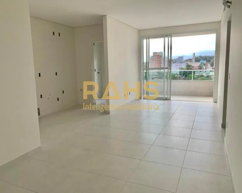 Foto 1 de Apartamento com 3 quartos à venda, 104m2 em Bom Retiro, Joinville - SC