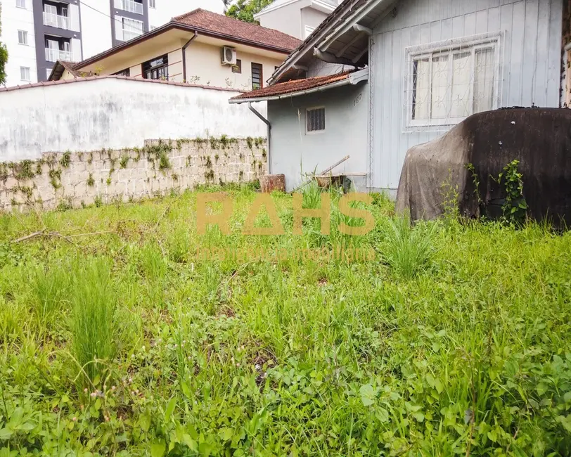 Foto 2 de Terreno / Lote à venda em Floresta, Joinville - SC