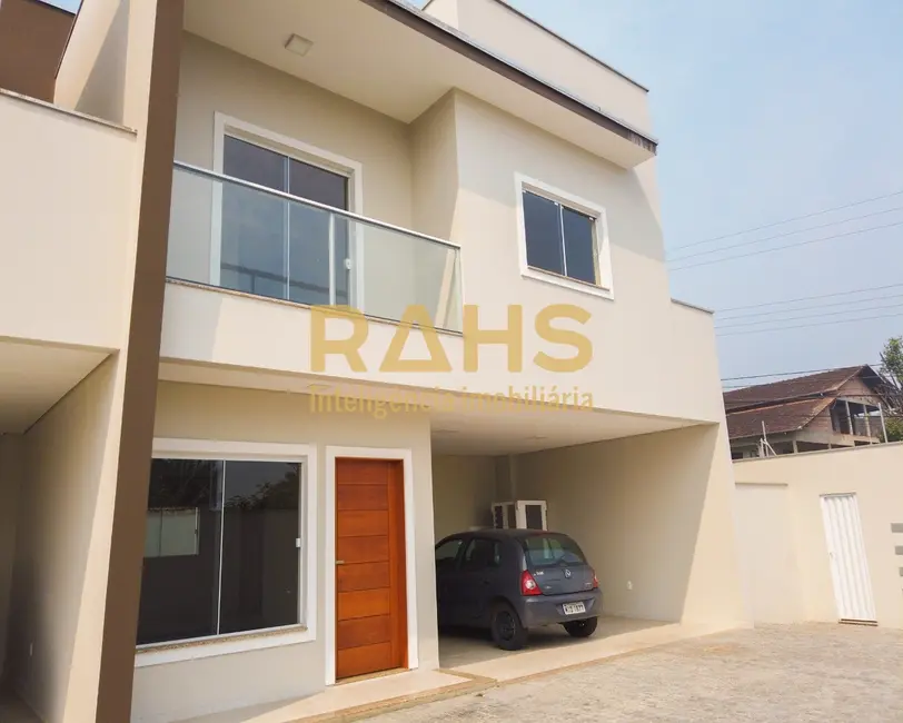 Foto 3 de Casa com 3 quartos à venda, 154m2 em Bom Retiro, Joinville - SC