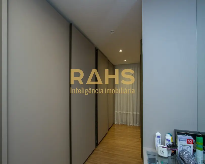 Foto 3 de Apartamento com 4 quartos à venda, 446m2 em Glória, Joinville - SC