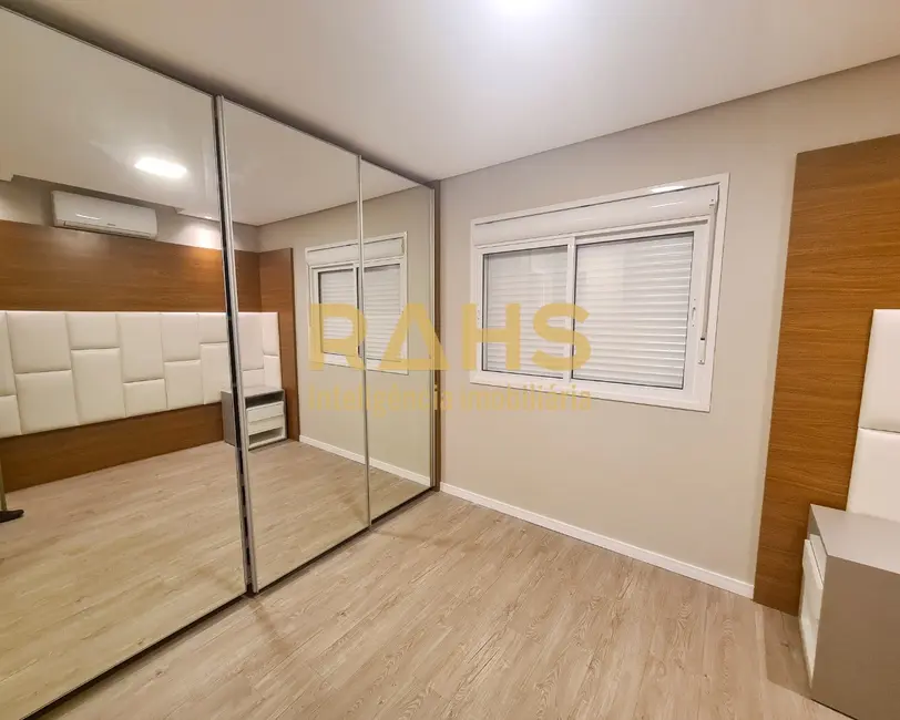 Foto 4 de Cobertura com 3 quartos à venda, 118m2 em Costa e Silva, Joinville - SC